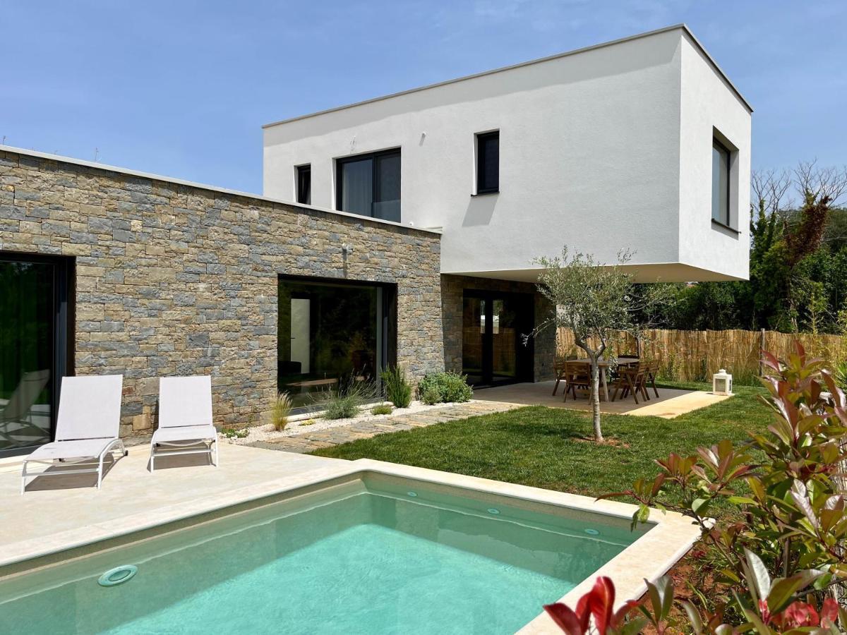 Villa Zen - With Pool & Close To The Sea Tar-Vabriga エクステリア 写真